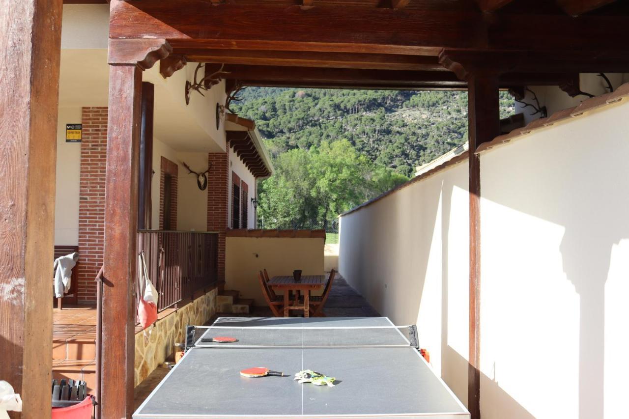Casa En Sierra De Gredos Piscina Privada Villa La Adrada Exterior photo